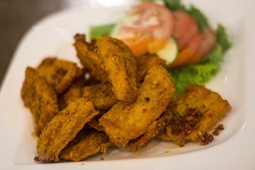 Sườn chiên sả